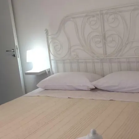 Alcamo Marina Residence شقة *