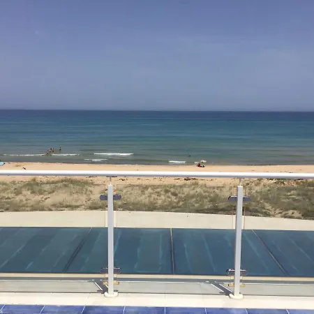 Alcamo Marina Residence شقة